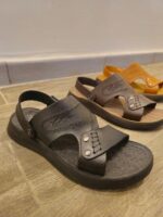 ⁦Valentimos sandale en cuir véritable⁩ - الصورة ⁦3⁩
